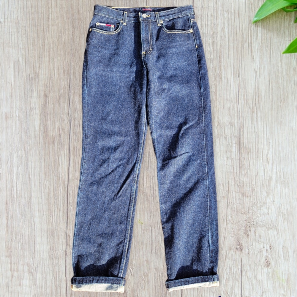 Tommy Jeans Size 5